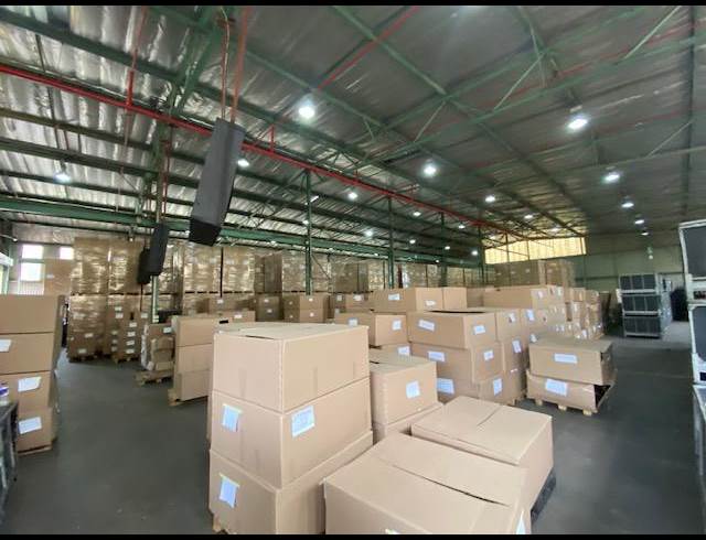 1,471M² WAREHOUSE TO LET IN ISIPINGO BEACH