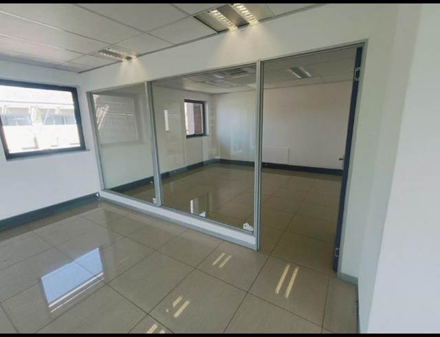 BUSINESS PROPERTY TO RENT IN RANDJESPARK