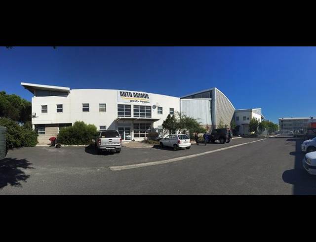 1,719M² WAREHOUSE RENTED IN THORNTON