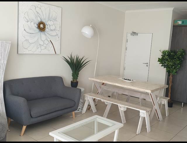 3 BEDROOM APARTMENT TO LET IN SANDOWN ESTATE