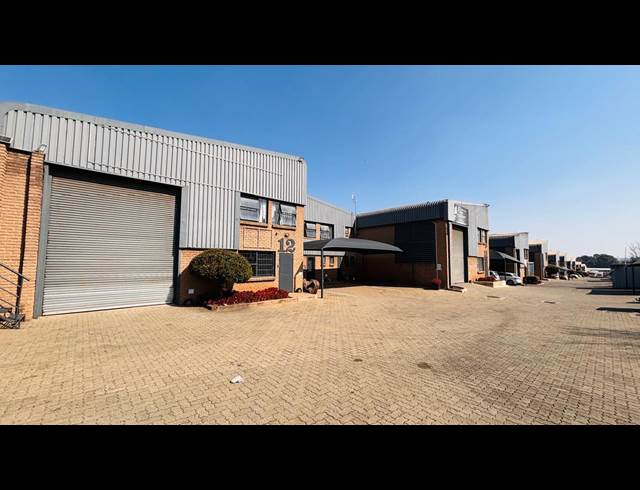 986M² WAREHOUSE TO LET IN ROBERTVILLE