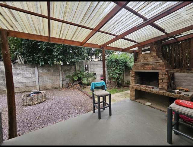 7 BEDROOM PROPERTY TO RENT IN AMANZIMTOTI