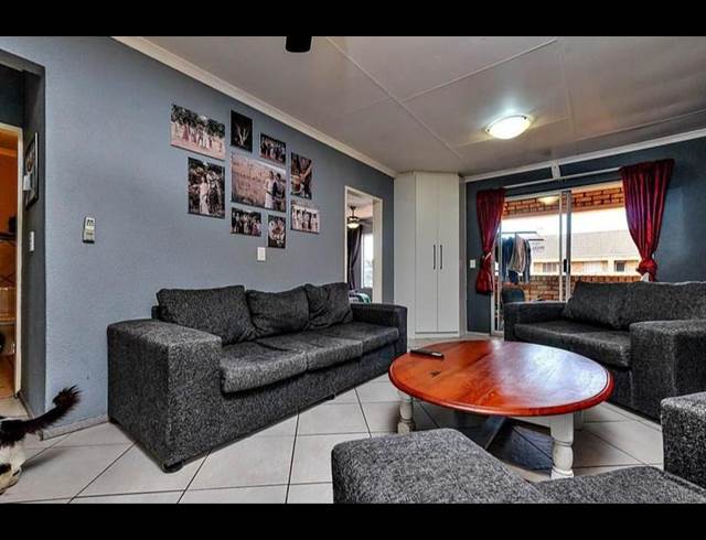 2 BEDROOM PROPERTY TO RENT IN WILROPARK