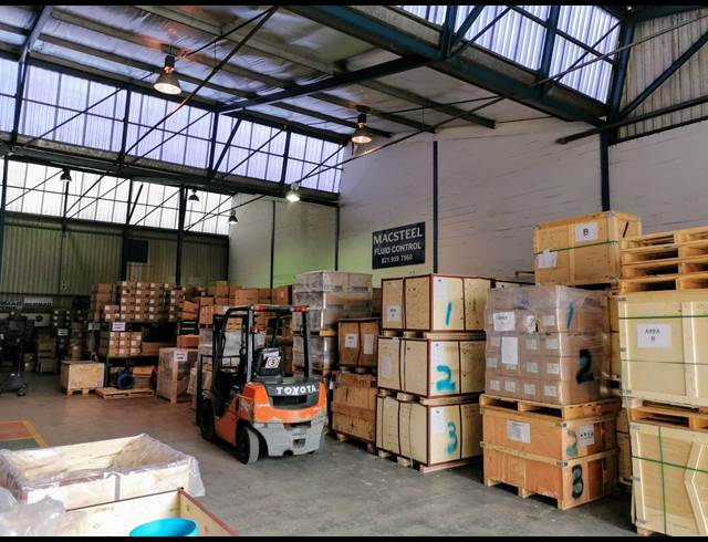 759.30M² WAREHOUSE TO LET IN BELLVILLE SOUTH INDUSTRIA