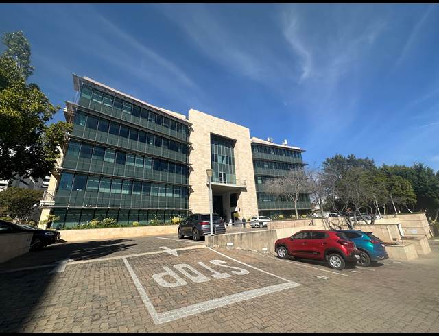 379M² OFFICE TO LET IN SANDTON CENTRAL