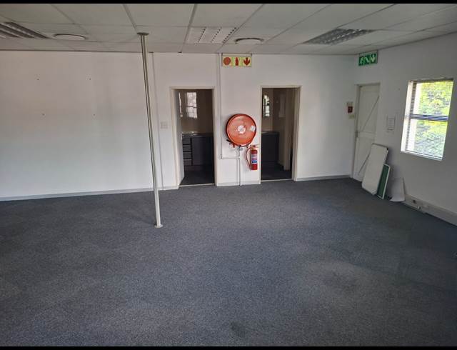 143M² OFFICE TO LET IN SONHEUWEL