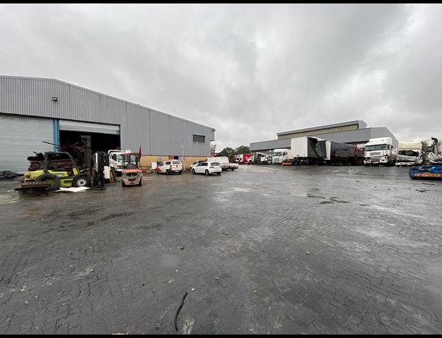 6,167M² WAREHOUSE TO LET IN DRIEHOEK