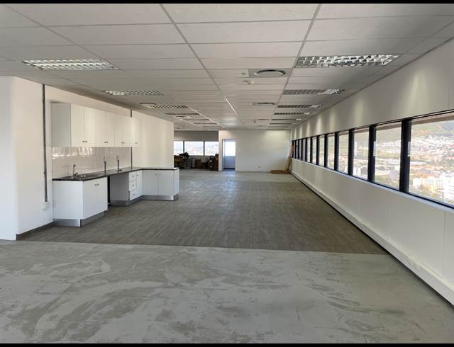 956M² OFFICE TO LET IN CAPE TOWN CITY CENTRE