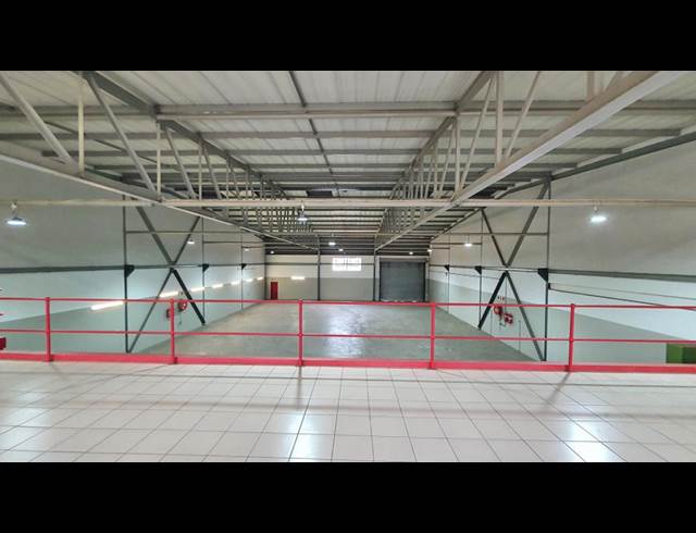 734M² WAREHOUSE TO LET IN JET PARK