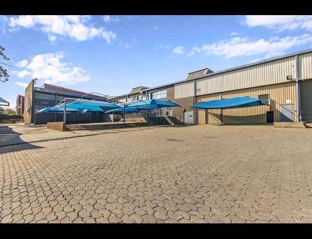 9,946M² WAREHOUSE TO LET IN WYNBERG