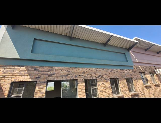 102M² OFFICE TO LET IN NELSPRUIT CENTRAL