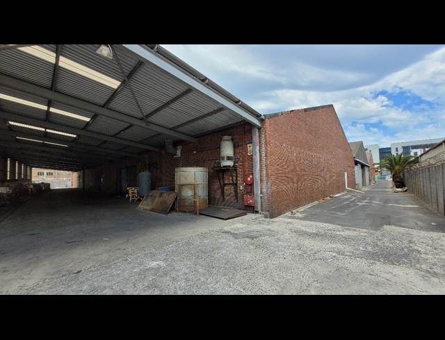 5,200M² WAREHOUSE TO LET IN EPPING INDUSTRIAL