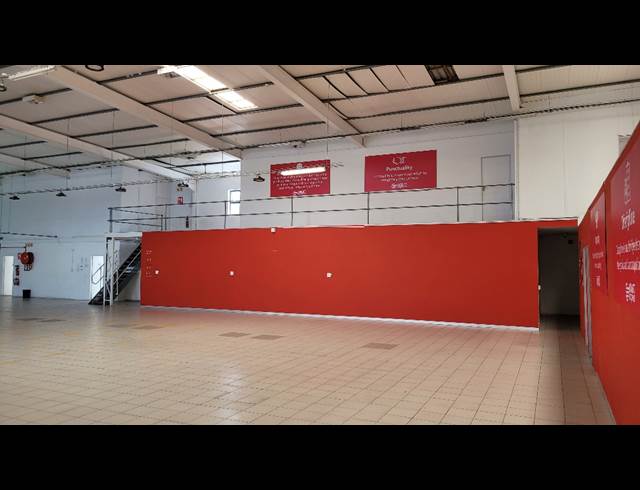 1,648M² RETAIL TO LET IN PARKLANDS