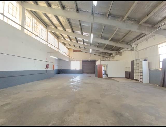 617M² WAREHOUSE TO LET IN PINETOWN CENTRAL