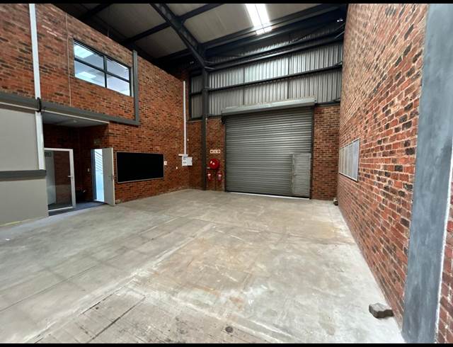 358M² WAREHOUSE TO LET IN TUNNEY