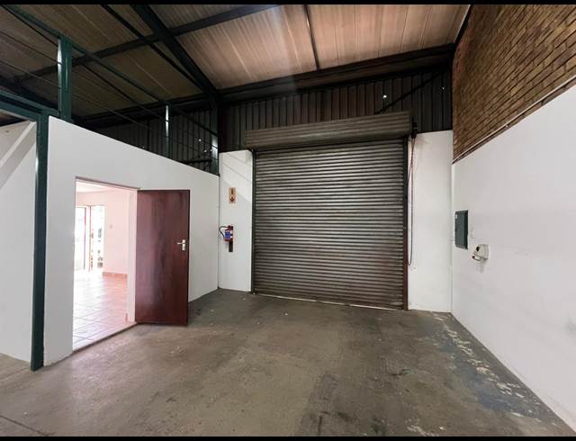160M² WAREHOUSE TO LET IN HENNOPSPARK