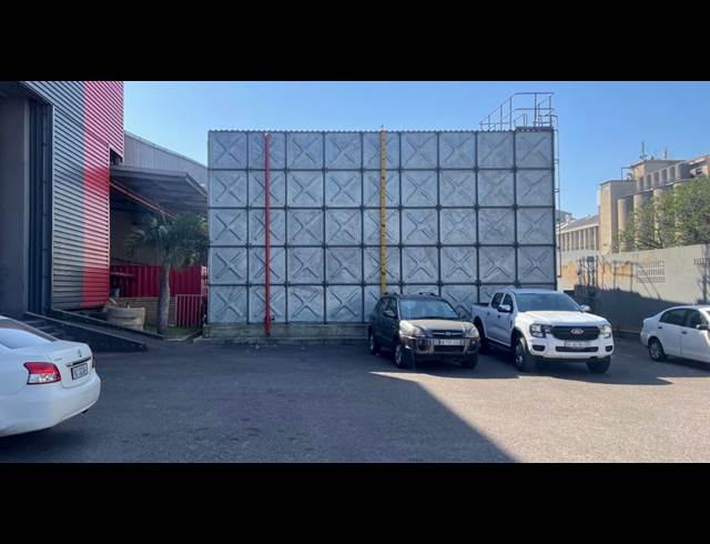 11,000M² WAREHOUSE TO LET IN MOBENI
