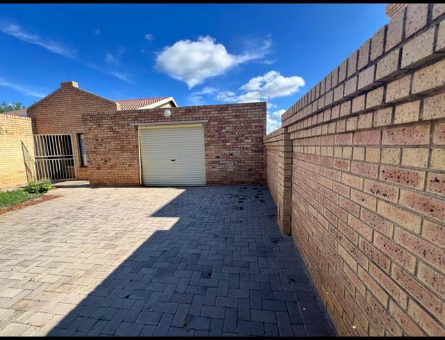 3 BEDROOM PROPERTY TO RENT IN ERASMIA