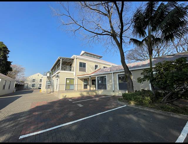 484.54M² OFFICE TO LET IN RIVONIA