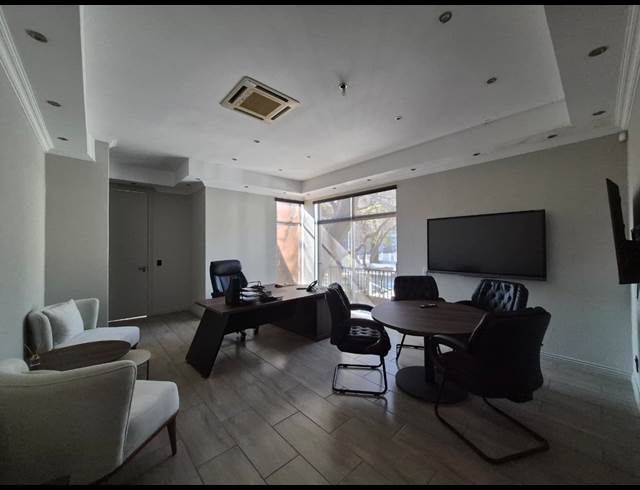 550M² OFFICE TO LET IN ROSEBANK