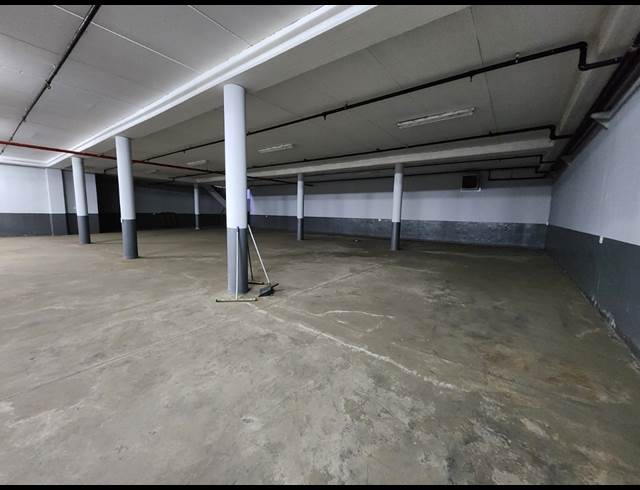 3,000M² WAREHOUSE TO LET IN BENROSE