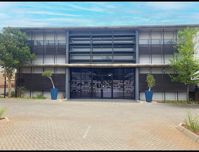 12,844M² WAREHOUSE TO LET IN RANDJESPARK