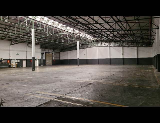 2,224M² WAREHOUSE TO LET IN EPPING INDUSTRIAL