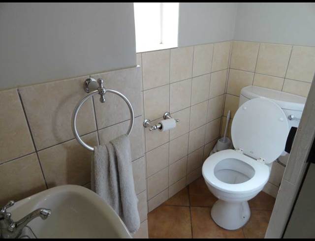 3 bed property to rent in TERENURE