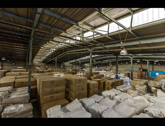 9,946M² WAREHOUSE TO LET IN WYNBERG
