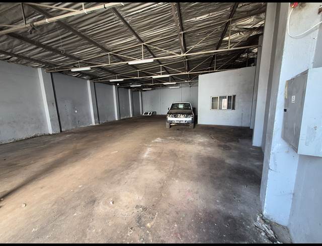 329M² MINI FACTORY TO LET IN DENVER