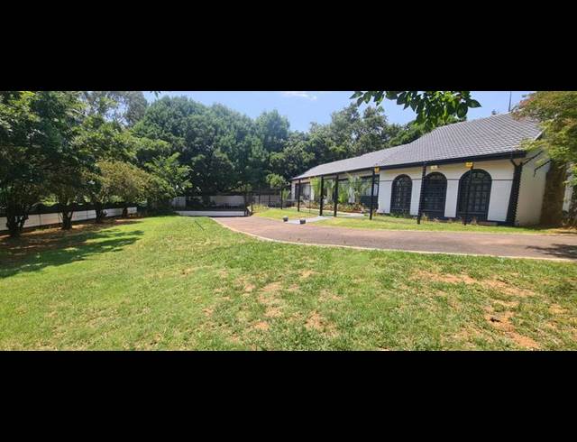 BUSINESS PROPERTY TO RENT IN LIBRADENE