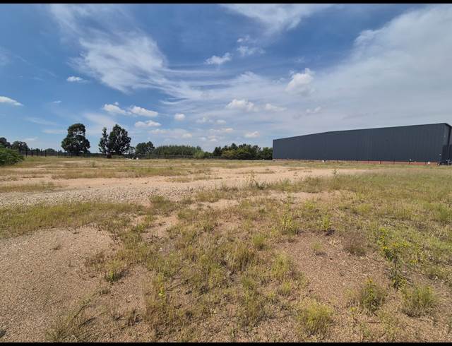 5,272M² WAREHOUSE TO LET IN WADEVILLE