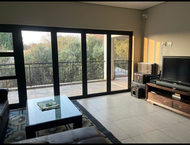 3 BEDROOM HOUSE TO LET IN PARKHURST