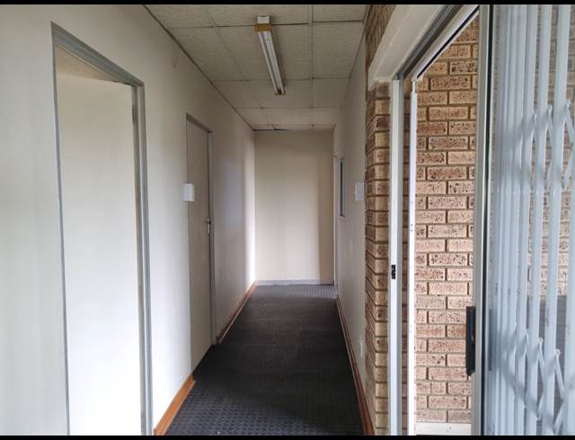 100M² OFFICE TO LET IN NELSPRUIT INDUSTRIAL