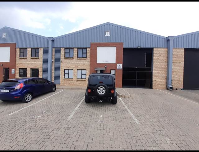 385M² WAREHOUSE TO LET IN PRINCESS AH