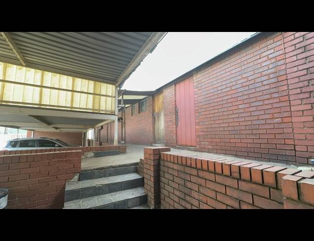 3,168M² WAREHOUSE TO LET IN SELBY