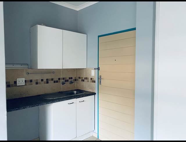 0.5 BEDROOM APARTMENT RENTED IN GLEN AUSTIN AH