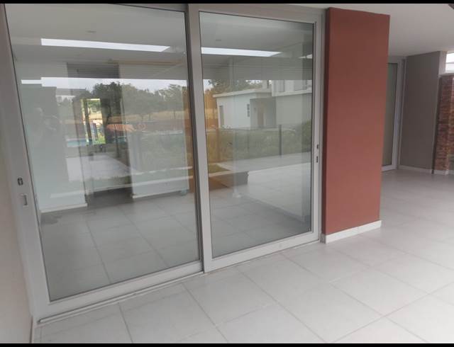 3 BEDROOM APARTMENT TO LET IN SIBAYA PRECINCT