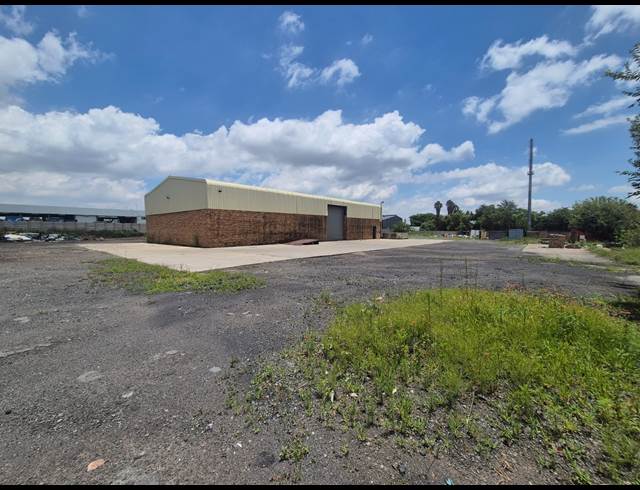 450M² WAREHOUSE TO LET IN POMONA