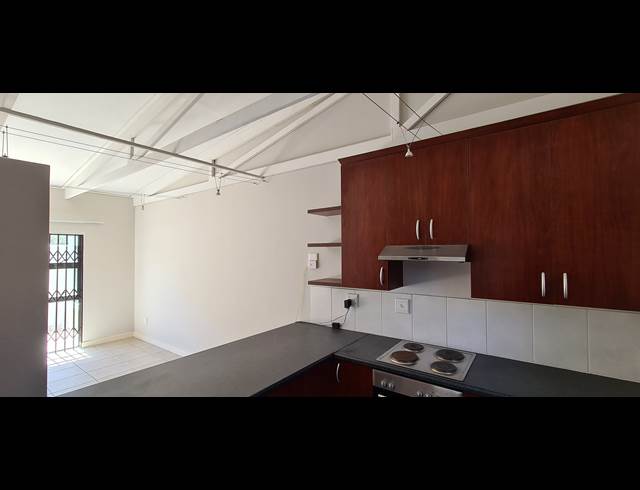 2 bed property to rent in MUIZENBERG
