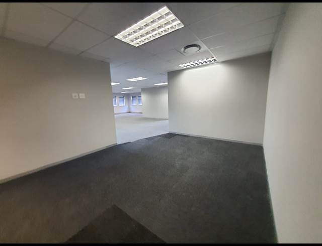177M² OFFICE TO LET IN FAERIE GLEN