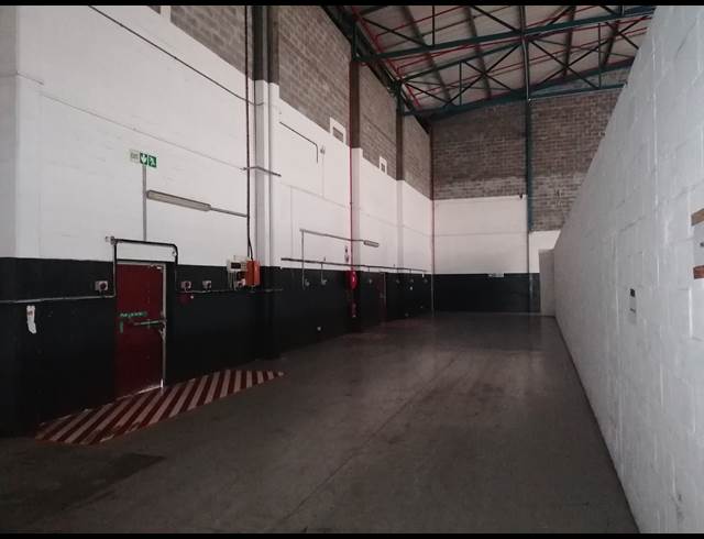 2,651M² WAREHOUSE TO LET IN EPPING INDUSTRIAL