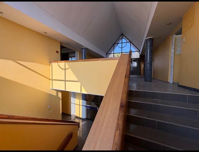 2,565M² OFFICE TO LET IN RANDJESPARK