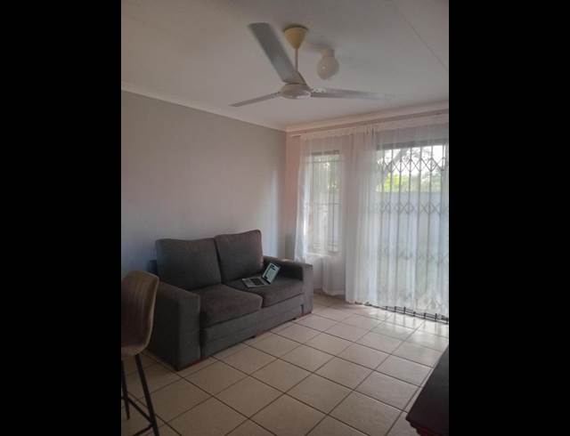 1 BEDROOM PROPERTY TO RENT IN VELD EN VLEI