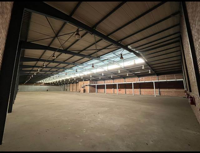 2,000M² WAREHOUSE TO LET IN BRAKPAN CENTRAL