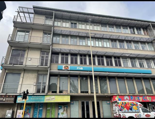 827M² OFFICE TO LET IN GARDENS