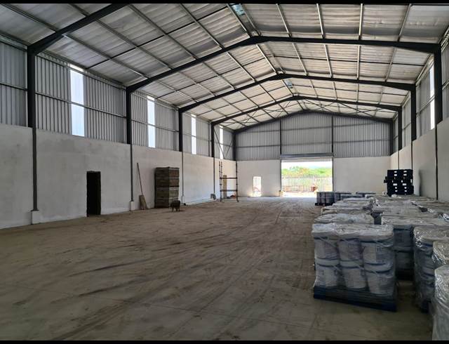 600M² WAREHOUSE TO LET IN CANELANDS