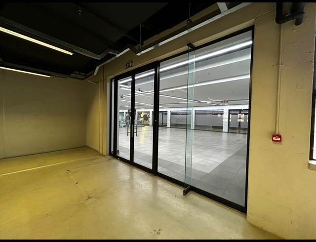 2,420.47M² RETAIL TO LET IN EASTGATE