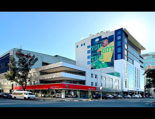 2,402M² OFFICE TO LET IN FORESHORE
