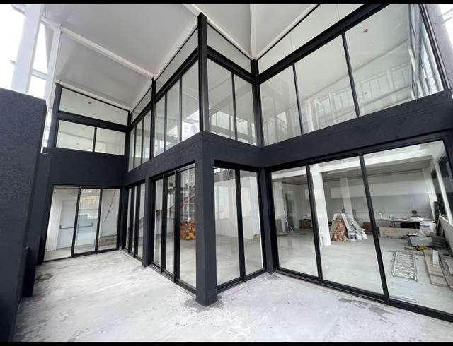 330M² RETAIL TO LET IN CAPE TOWN CITY CENTRE